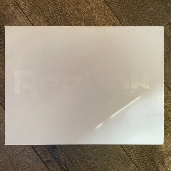 REEBOK X VICTORIA BECKHAM Dual Court II pebbled-leather and mesh Sneakers - Picture 11 of 13